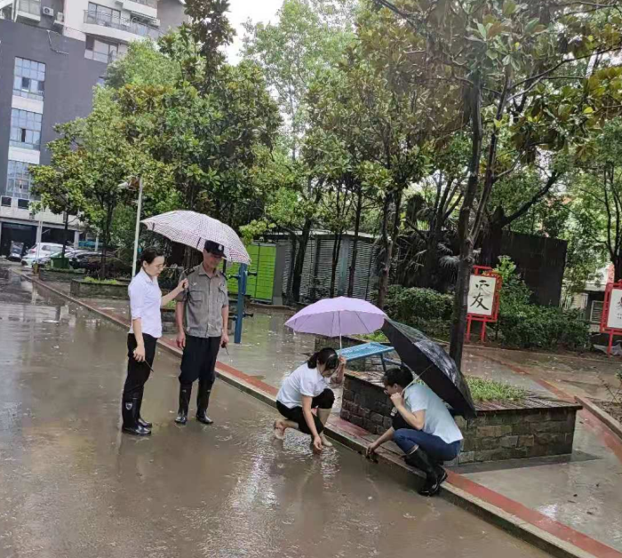 直面“煙花”，看看宿州邦和物業人的美麗瞬間