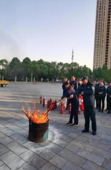 落實消防責任，防范安全風險