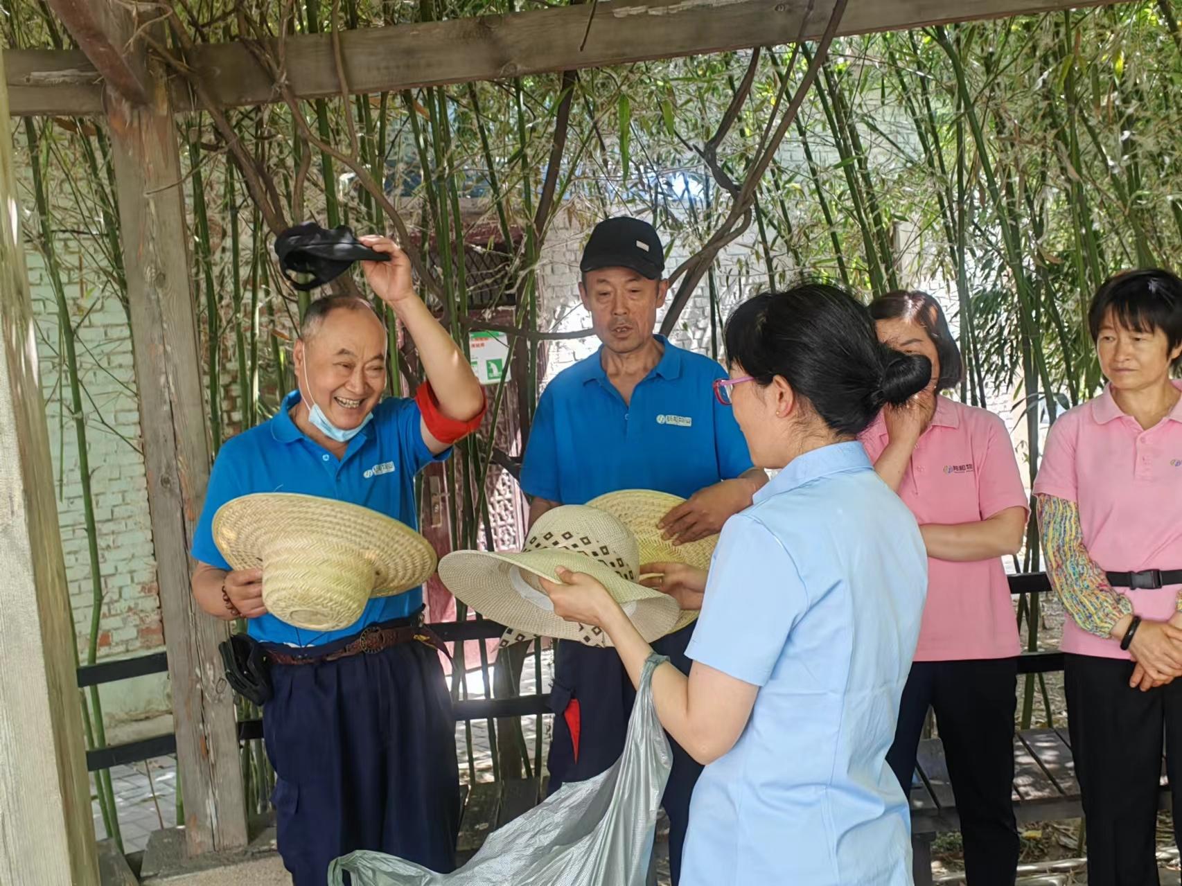 酷暑送甘霖，關懷潤心田 ——宿州市第一人民醫院項目部夏日送清涼活動